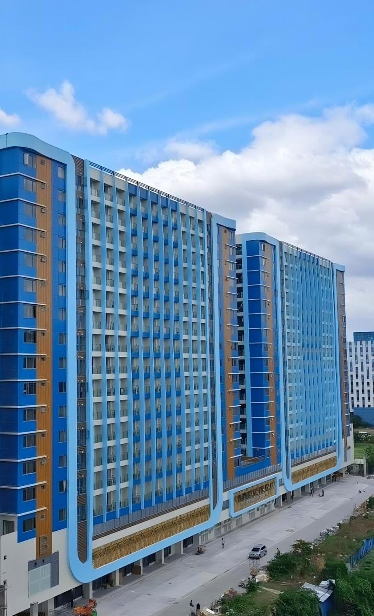 L Condotel Paranaque City Esterno foto