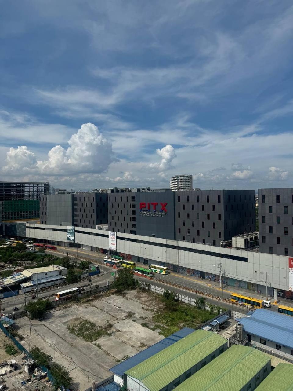 L Condotel Paranaque City Esterno foto